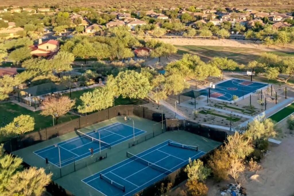 Phoenix Home With Heated Pool, Desert Views & Hot Tub Anthem Buitenkant foto