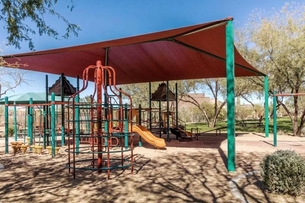 Phoenix Home With Heated Pool, Desert Views & Hot Tub Anthem Buitenkant foto